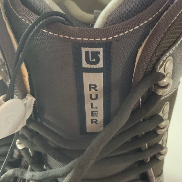 Burton Ruler Matrix 3 brown snowboard boots UEC Size 10 - Picture 8 of 10